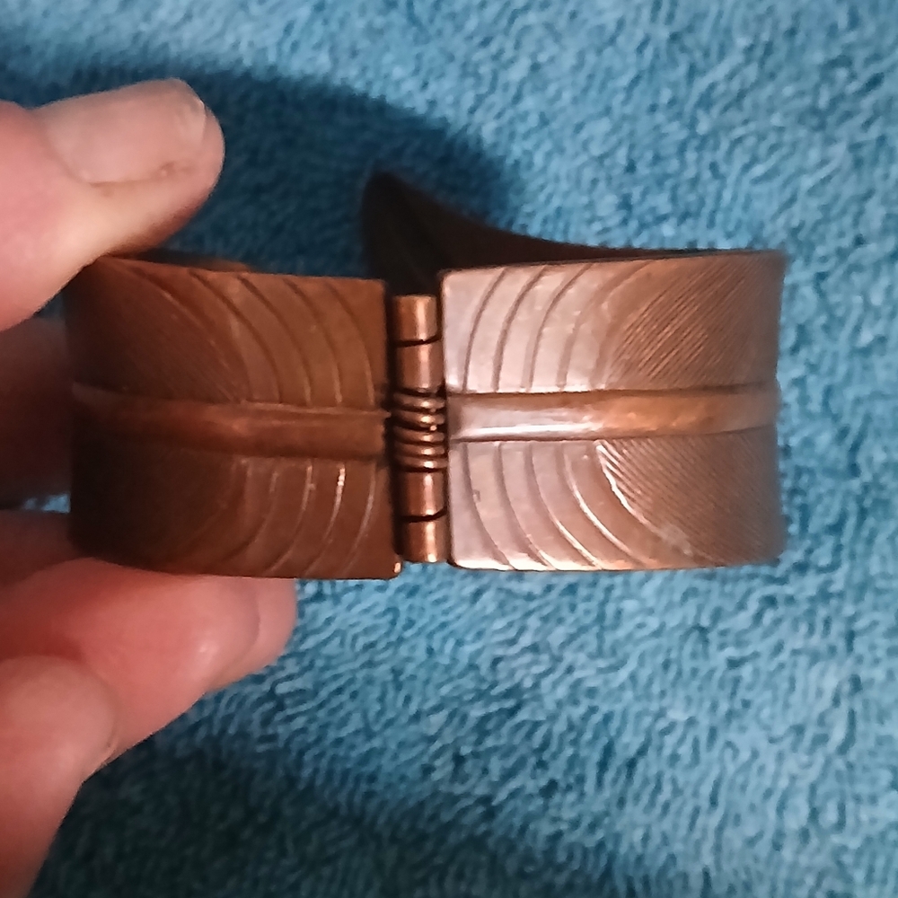 Copper Leaf Design Hinge Bracelet - image 3
